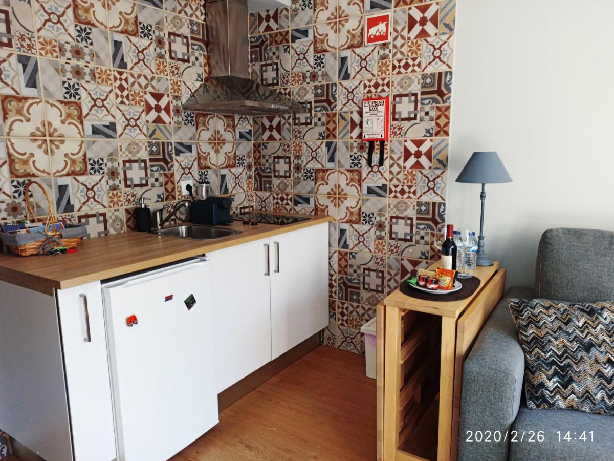 Red Wings Trindade Apartments Порту Экстерьер фото